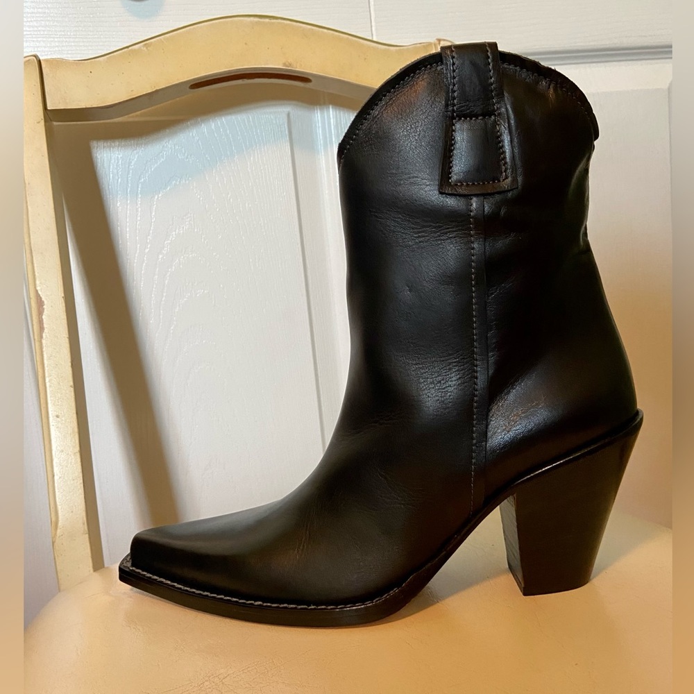 Maria Cristina Western style booties women’s 8 1/2 butter soft leather boots, B…